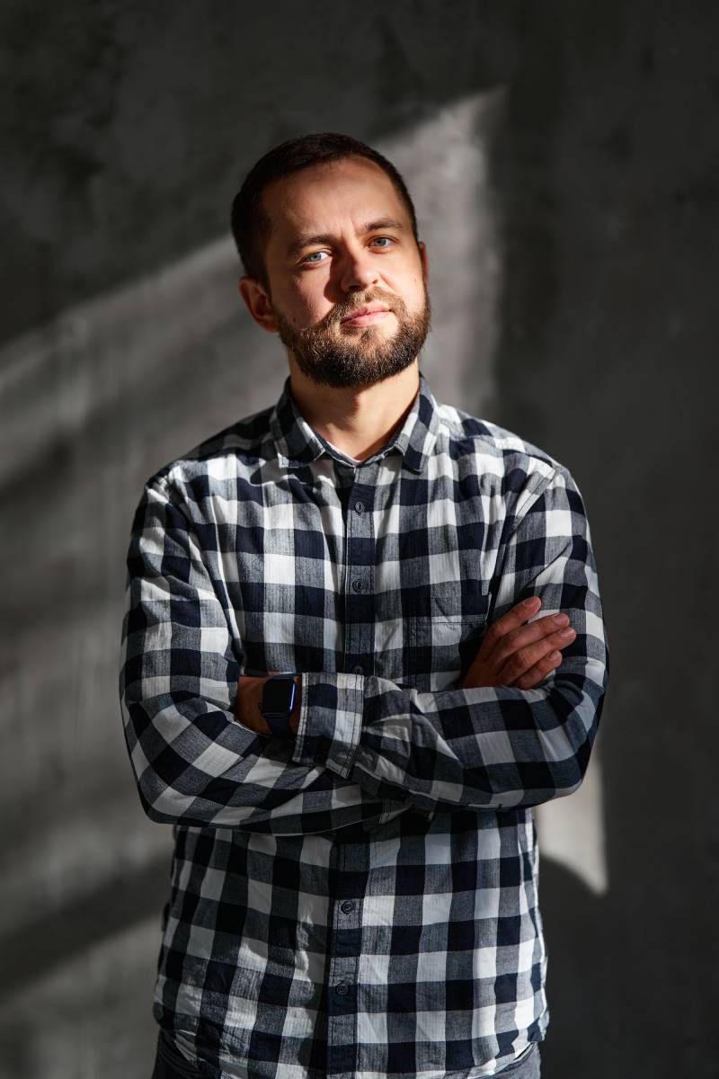 Viktor, the author of the MoneySystem course